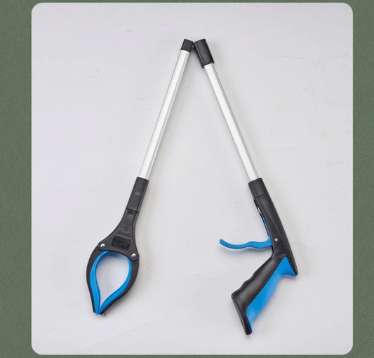 Grabber Reacher Tool, 81cm/32in Foldable Pickup Tool with Magnet suitable for Elders Random Color